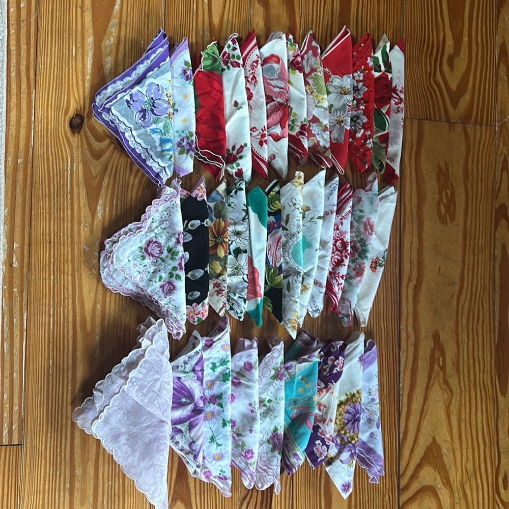 Lot #1 Vintage Hankies